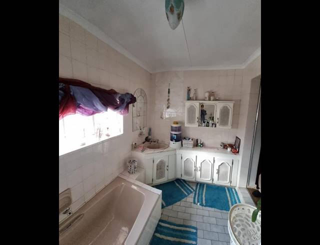 3 BEDROOM HOUSE FOR SALE IN DALVIEW